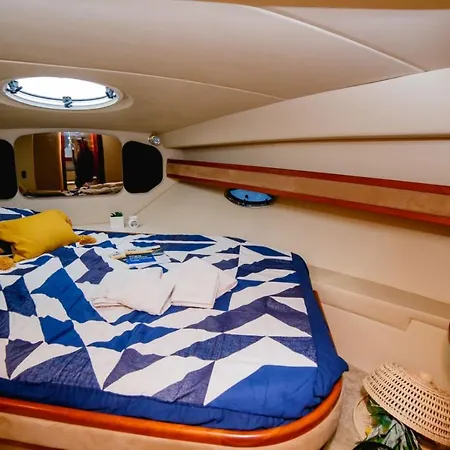 Bådhotel Greececruises