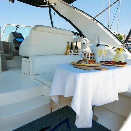 Bådhotel Greececruises *